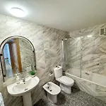 Reina Del Pilar Comotucasa * סרגוסה